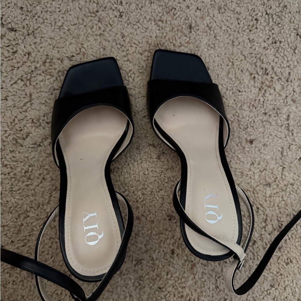 Black Square-Toe Ankle Strap Sandals